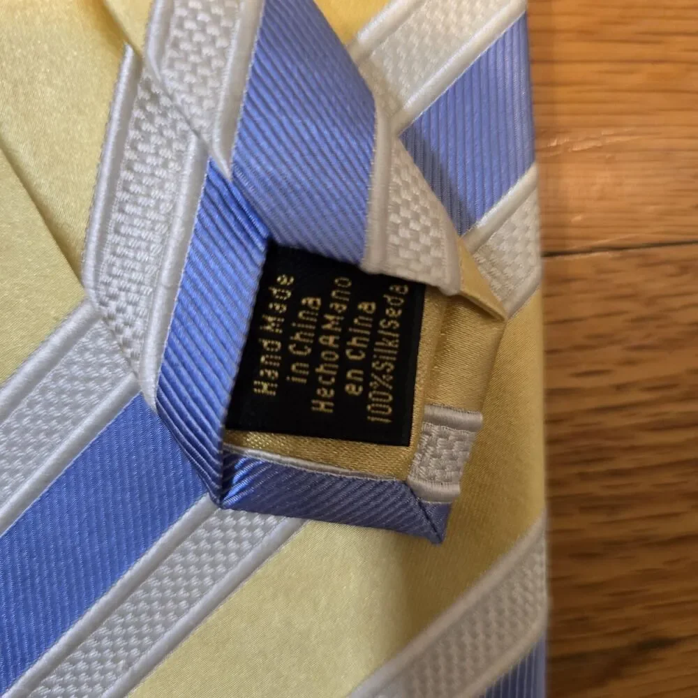 President Donald J Trump Signature Men’s Tie Striped Silk 3.5” x 58”